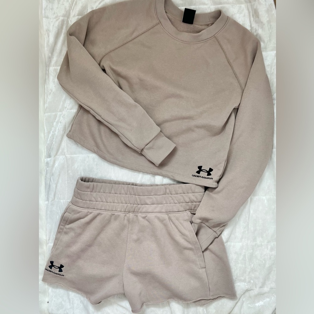 Under Armour Taupe Lounge Set